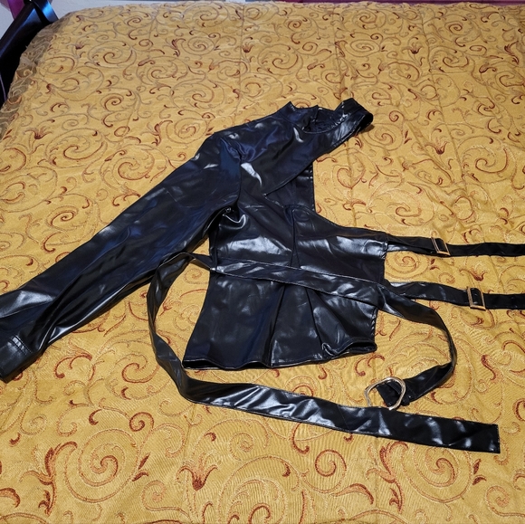 Plus Size Streetwear Outwear Mock Neck Asymmetrical PU Leather Jacket (Size XL) - Picture 5 of 8